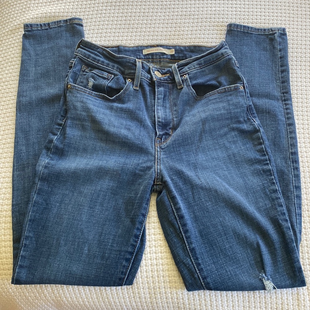 Levi’s 721 high rise skinny jeans